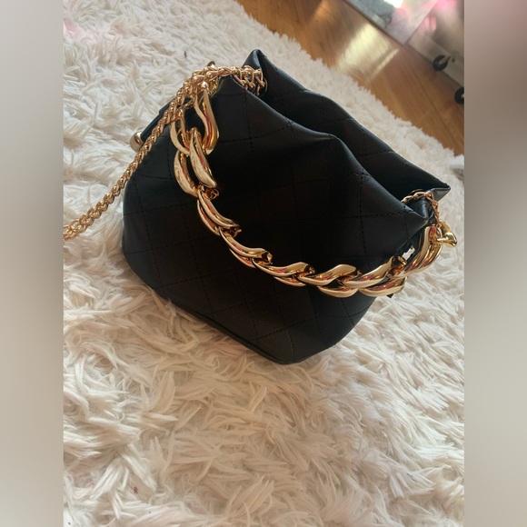 Fashion Nova Handbags - NWOT Black Fashion Nova Mini Purse